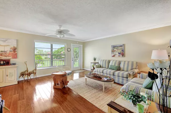 Vero Beach, FL 32962,78 Royal Oak DR 206