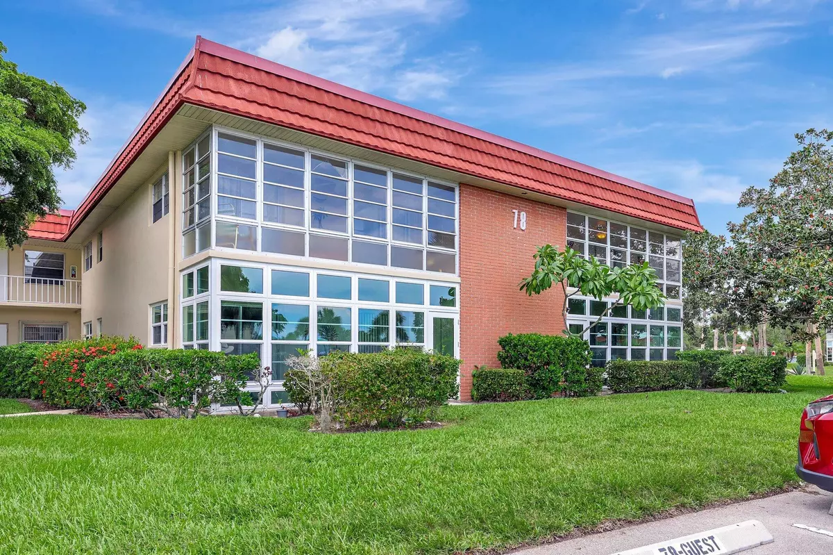 Vero Beach, FL 32962,78 Royal Oak DR 206