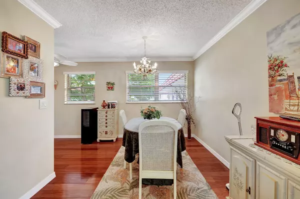 Vero Beach, FL 32962,78 Royal Oak DR 206