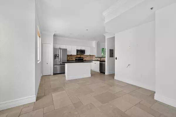 Palm Beach Gardens, FL 33410,11015 Legacy LN 304