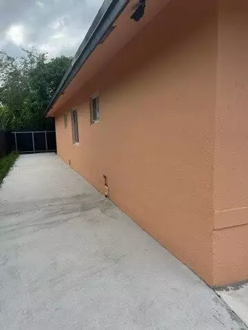 Miami Gardens, FL 33055,20795 NW 41st AVE