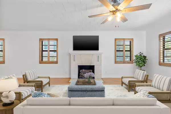 Lake Worth Beach, FL 33460,1023 S Palmway