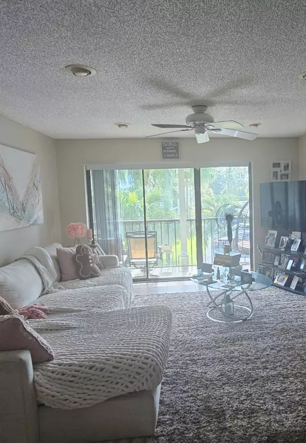 West Palm Beach, FL 33417,3618 Alder Drive DR D2