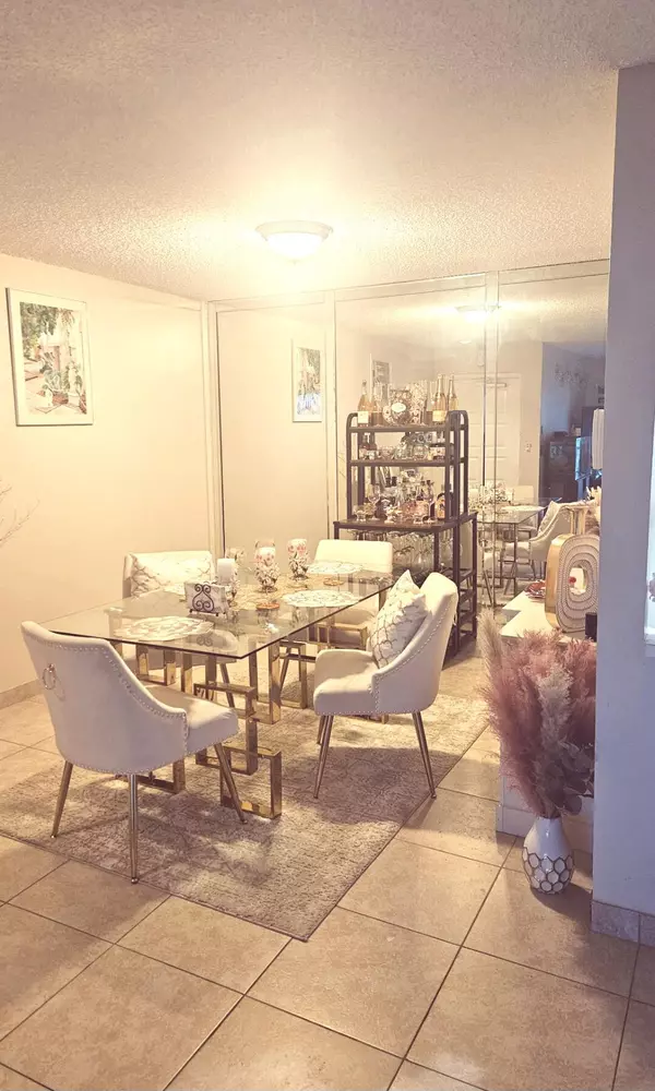 West Palm Beach, FL 33417,3618 Alder Drive DR D2