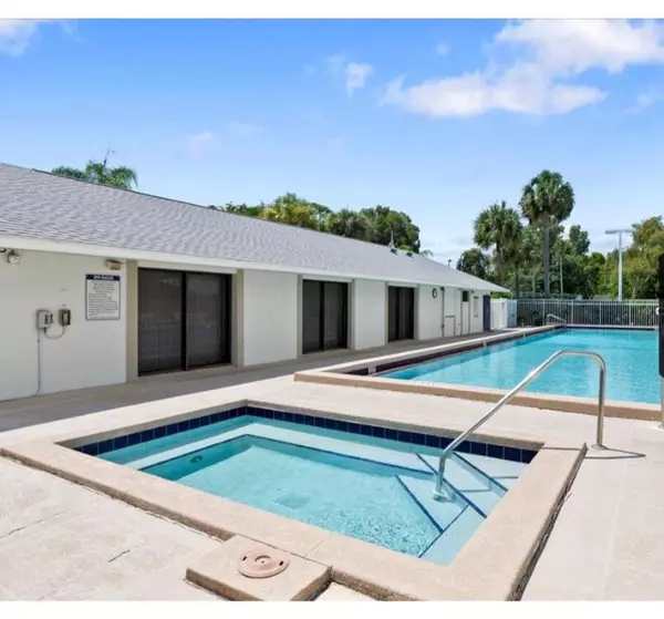 3618 Alder Drive DR D2, West Palm Beach, FL 33417