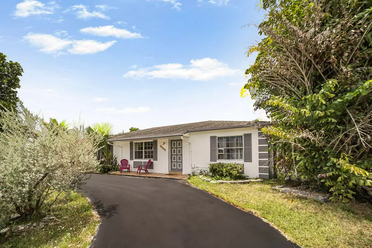 Boca Raton, FL 33434,19657 Carolina CIR