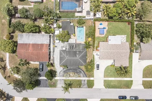 Boca Raton, FL 33434,19657 Carolina CIR