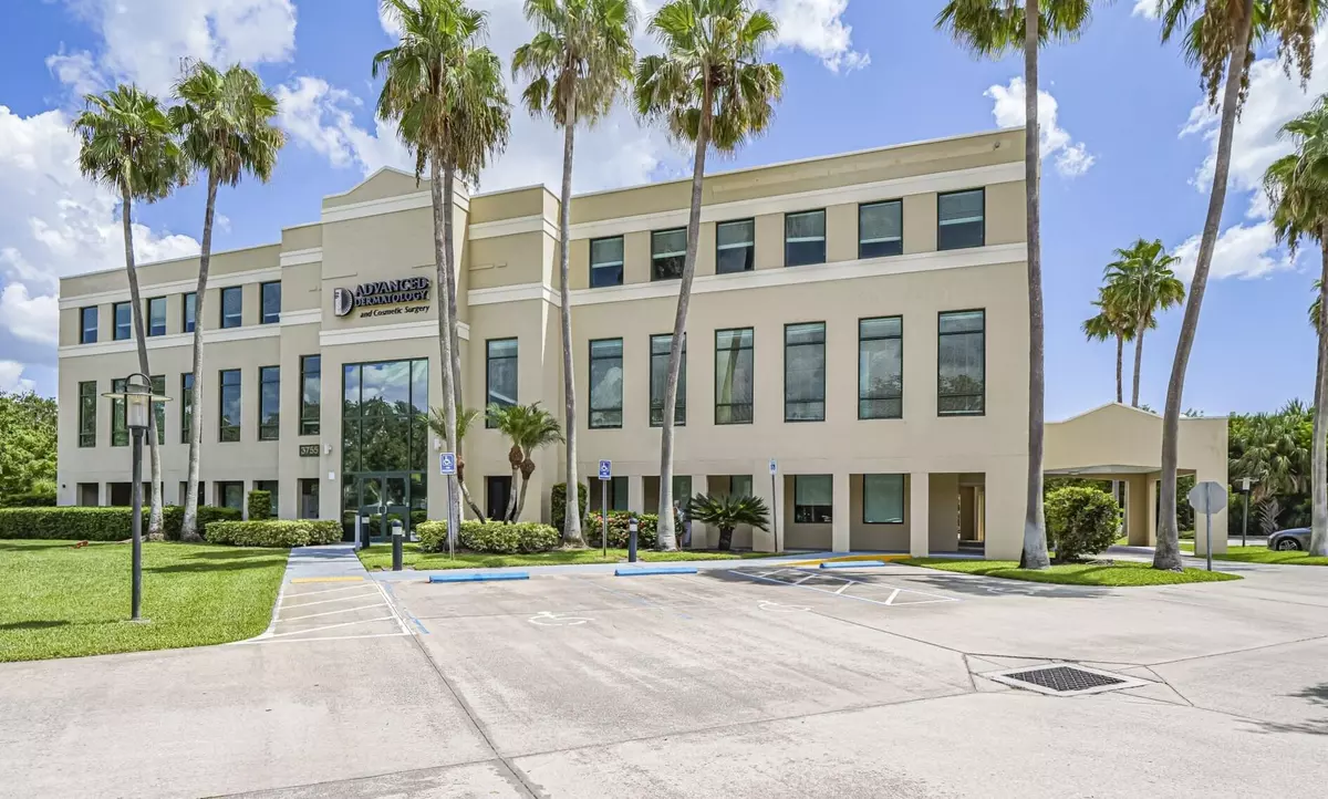 Vero Beach, FL 32960,3755 7th TER 303 A & B