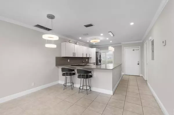 Boca Raton, FL 33433,8757 Bella Vista DR 34