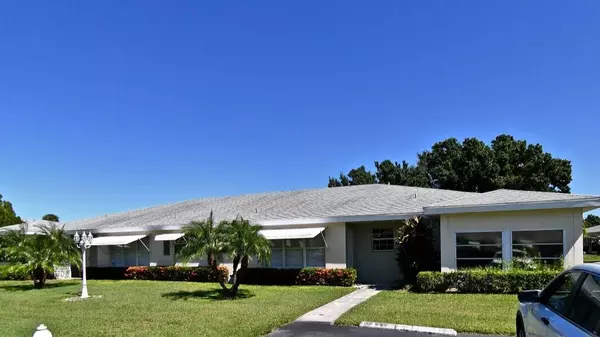 Fort Pierce, FL 34982,112 Lakes End DR B