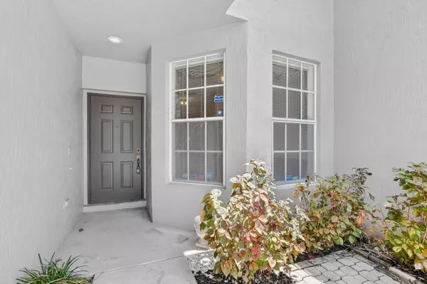 Boca Raton, FL 33428,10221 Via Hibiscus 3