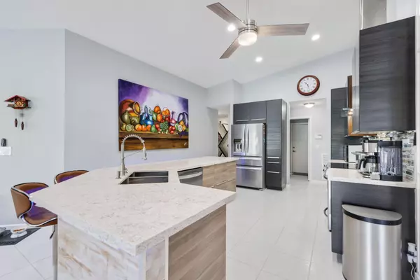 Greenacres, FL 33413,2532 Egret Lake DR