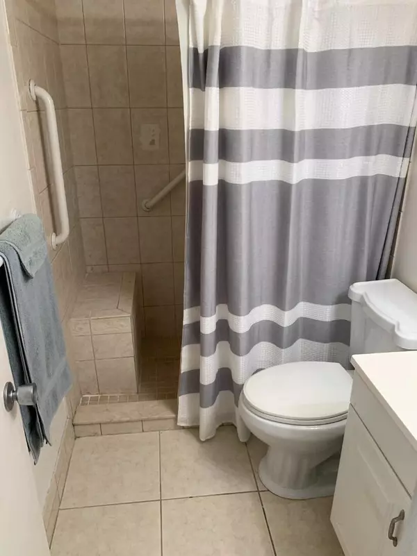 West Palm Beach, FL 33417,74 Sheffield D