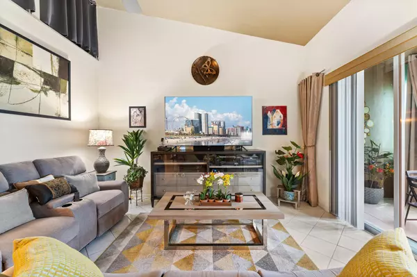 West Palm Beach, FL 33406,2561 Boundbrook BLVD 209