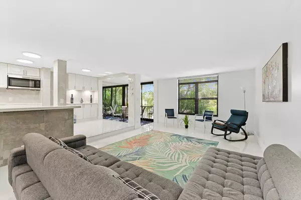 Lauderhill, FL 33319,3730 Inverrary DR 2l