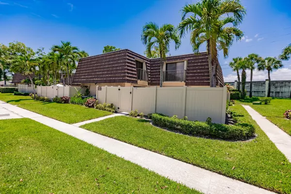 7719 77th WAY, West Palm Beach, FL 33407