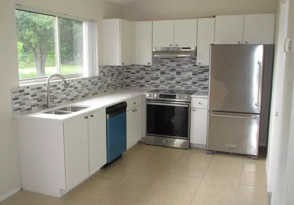 Port Saint Lucie, FL 34953,2832 SW Ann Arbor RD