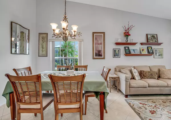 Boynton Beach, FL 33472,8560 Logia CIR