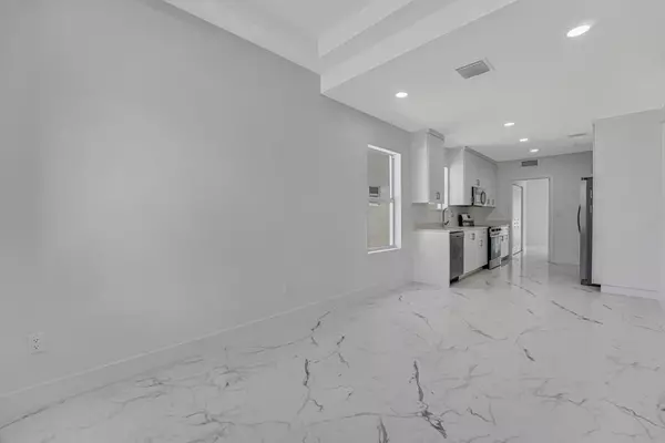 Boynton Beach, FL 33435,410 NW 13th AVE