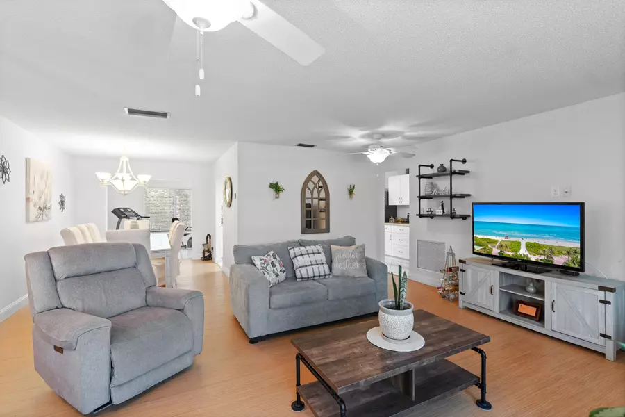 1120 NW 49th CT, Deerfield Beach, FL 33064