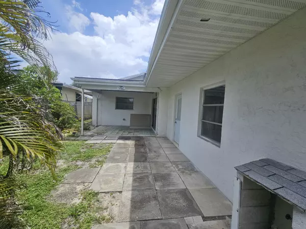 Lake Worth Beach, FL 33460,1701 N M ST