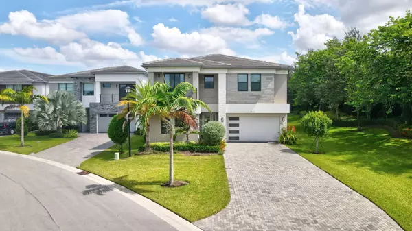 8115 Laurel Falls DR, Boca Raton, FL 33496