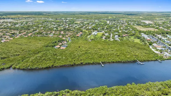 Hobe Sound, FL 33455,9721 SE Gomez AVE