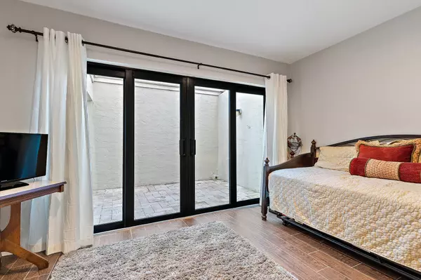 Palm Beach Gardens, FL 33418,49 Balfour RD