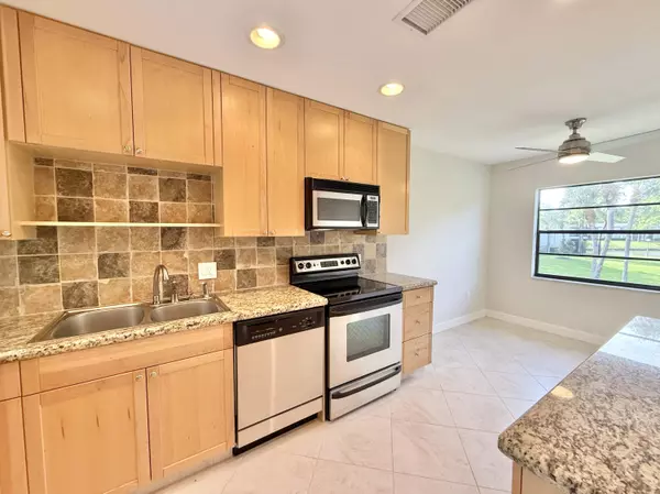 Boynton Beach, FL 33436,13 Southport LN H