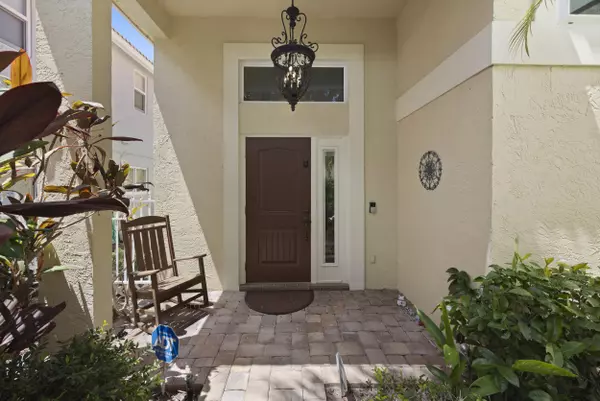 Boca Raton, FL 33498,10454 Buena Ventura DR