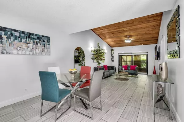 Sunrise, FL 33351,8382 NW 37th ST