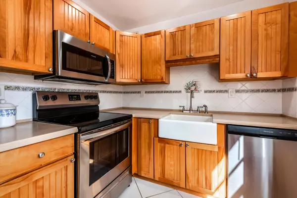 Delray Beach, FL 33484,369 Capri H