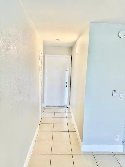 Boca Raton, FL 33432,550 SW 2nd AVE 224