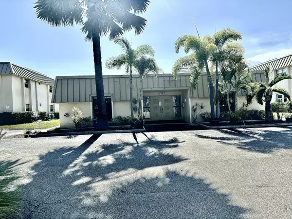 Palm Beach Gardens, FL 33410,10821 N Military TRL 21
