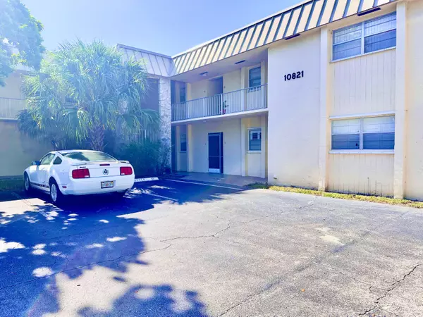 Palm Beach Gardens, FL 33410,10821 N Military TRL 21