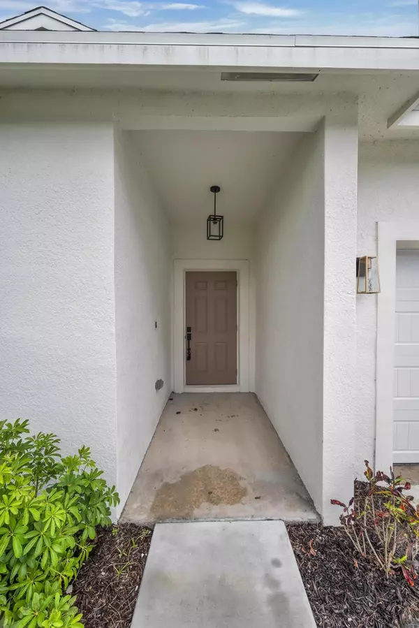 Port Saint Lucie, FL 34986,5471 NW Model CT