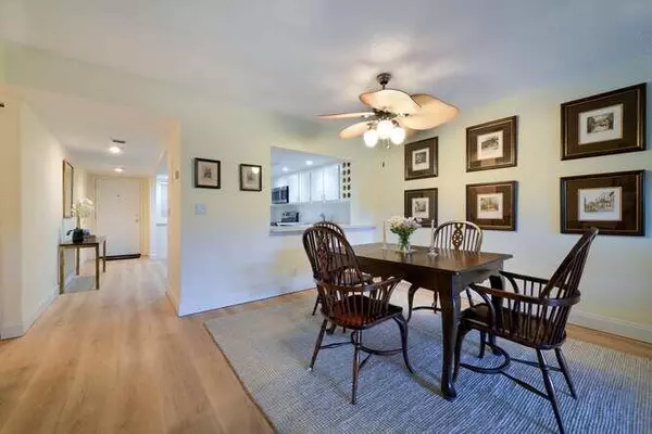 North Palm Beach, FL 33408,1036 Us Hwy One 125