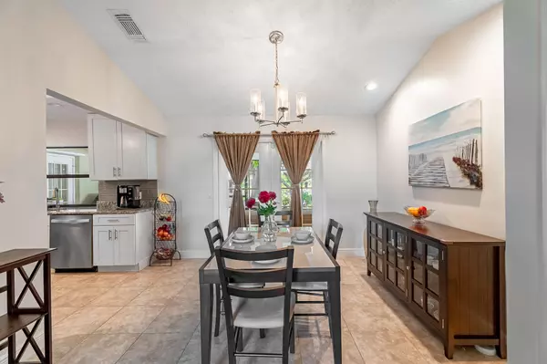 Port Saint Lucie, FL 34952,2365 SE Luau AVE