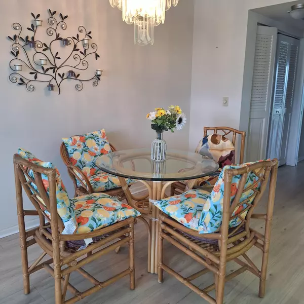 Boca Raton, FL 33434,4087 Cornwall E