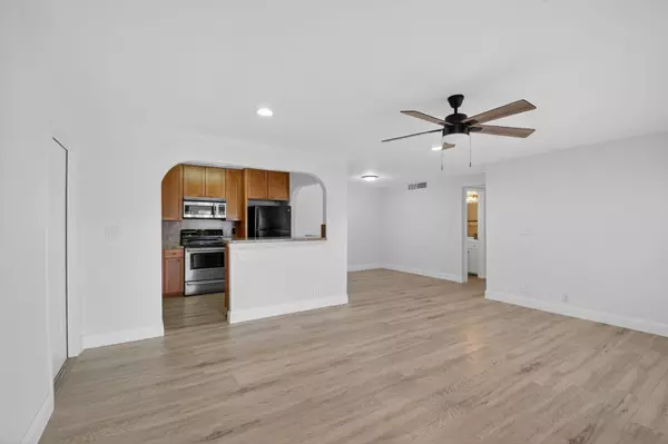 Delray Beach, FL 33444,502 Osprey DR 20b