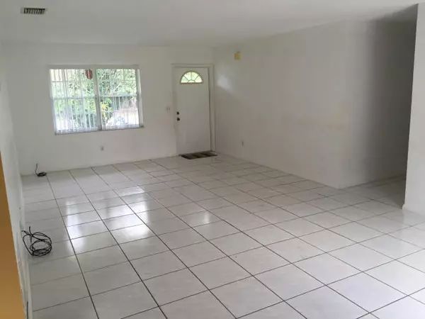 Port Saint Lucie, FL 34952,2231 SE Braddock ST