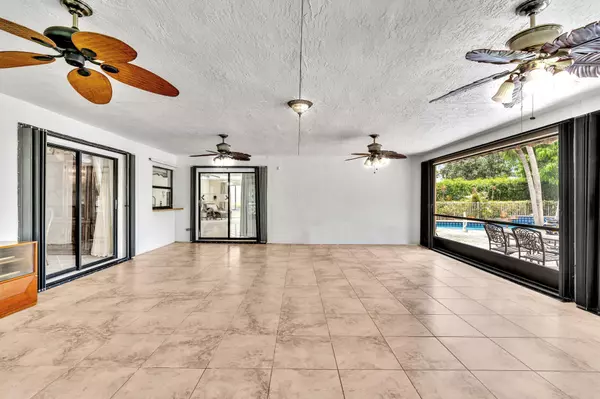 Lake Worth, FL 33467,5035 N Whitewood CV