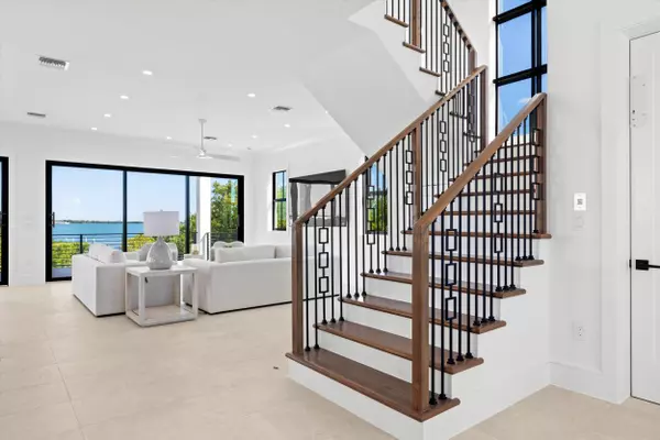 Key West, FL 33040,231 E Shore DR Unit 5