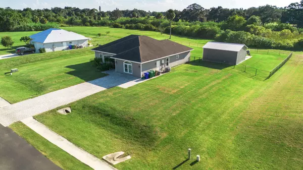 Okeechobee, FL 34974,1402 SE 12th DR