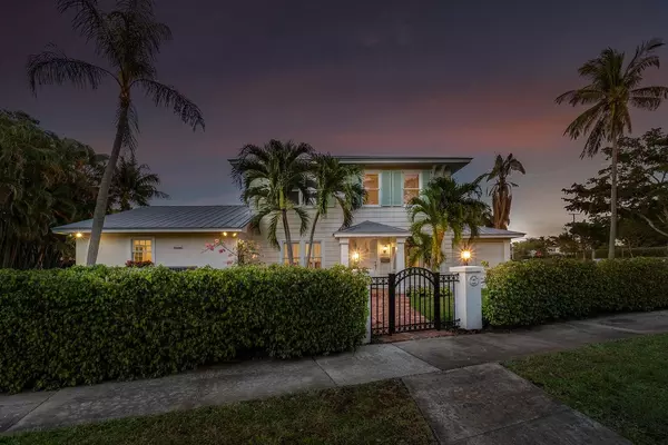 West Palm Beach, FL 33405,319 Buckingham RD