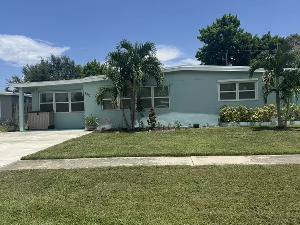 Royal Palm Beach, FL 33411,750 Hibiscus DR