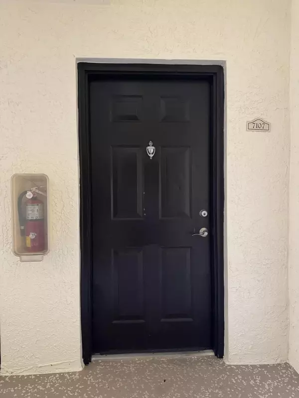 West Palm Beach, FL 33411,9833 Baywinds DR 7107