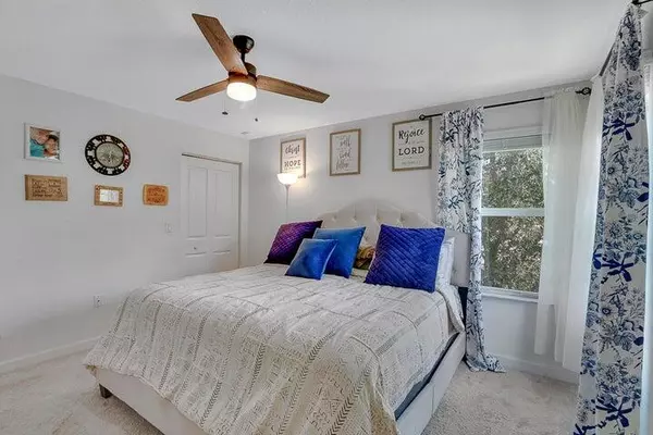 Lake Worth, FL 33467,6765 Broadwater LN