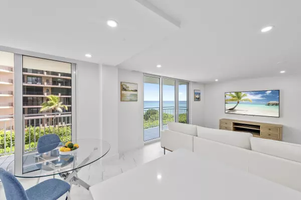 Juno Beach, FL 33408,500 Ocean DR E-4a