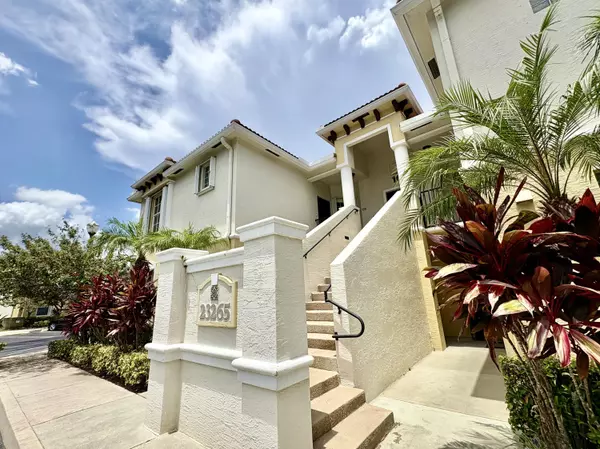 Boca Raton, FL 33428,23265 Carolwood LN 201
